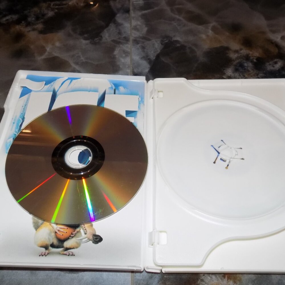 Ice Age (DVD, 2002, 2-Disc Set, Includes Full Frame and Widescreen Versions) - Picture 3 of 6